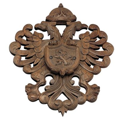Panoplia pequeña de madera con escudo Castilla y León. No incluye espadas. Medidas 50 x 40 cm.