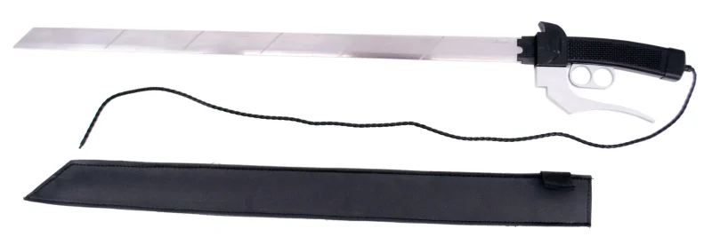 Espada S5073 Modelo espada pistola de Ataque de los Titanes, réplica No oficial, con un tamaño total de 89 cm, hoja de acero con funda. Ref. S5073