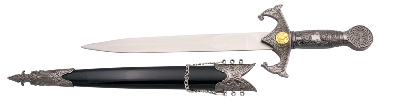 Daga 10024 Templarios, la guarda tiene detalles niquel y dorado , pomo y empuñadura con acabados en niquel, com funda negra y niquel con cadena, el tamaño total es de 35cm. Hoja de acero. Ref. 10024