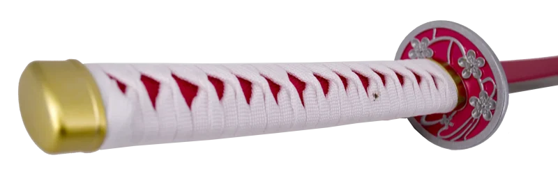 Katana S0255 de Demon Slayer empuñada por Kanao Tsuyuri de 101 cm hoja de acero acabada en rosa con el filo en satinado, mango con encordado blanco y con piel de imitación de raya color rosa con funda negra y detalles plateados. Ref. S0255